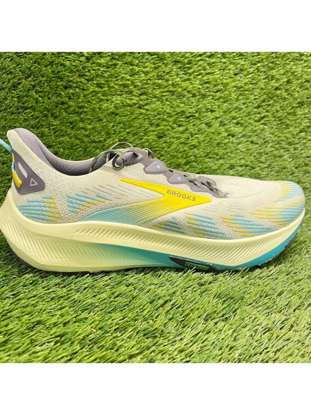 Brooks Ghost Trail Mens Size 11 Bleached Sand Blue Road Running Shoes Sneakers